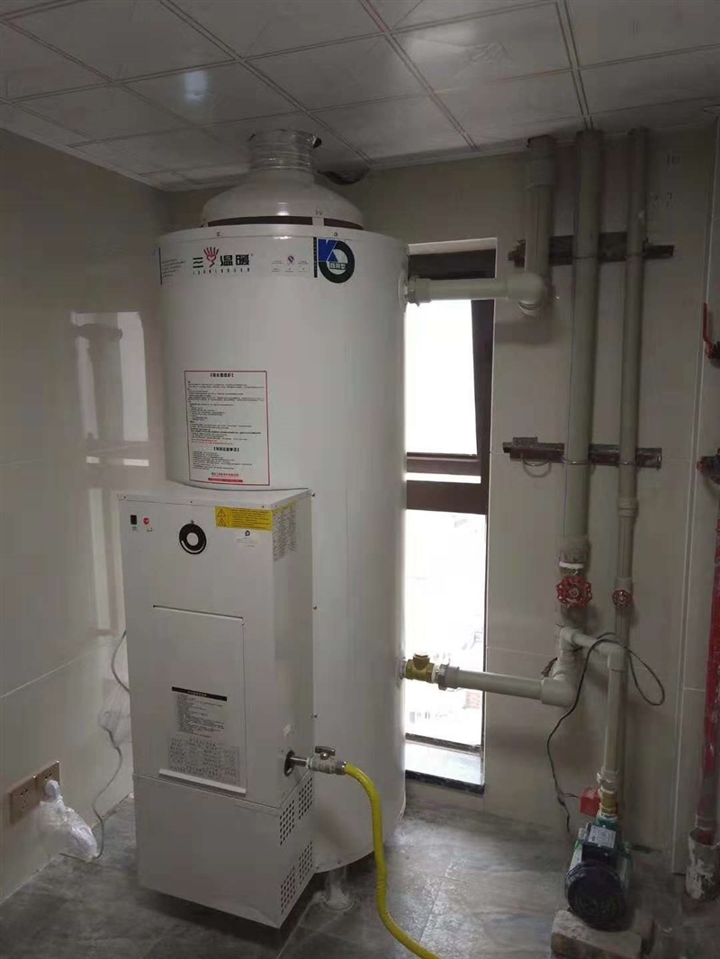 金凤工业园区员工宿舍共配套120台三温暖容积式热水器